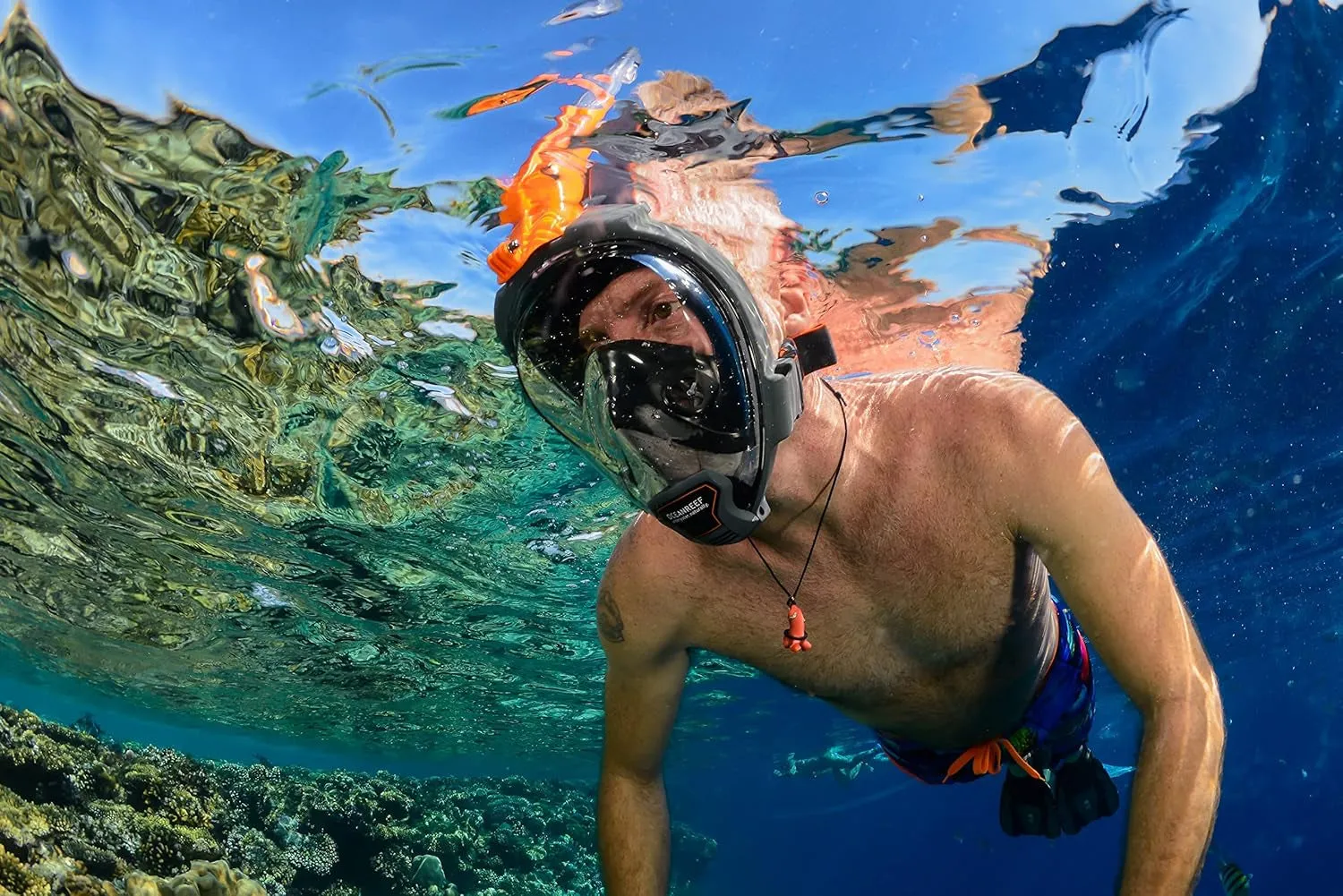 - Aria QR   Quick Release Snorkeling Mask - Full Face Snorkeling Mask - 180 Degree Underwater Vision - 8 Colours and 4 Sizes