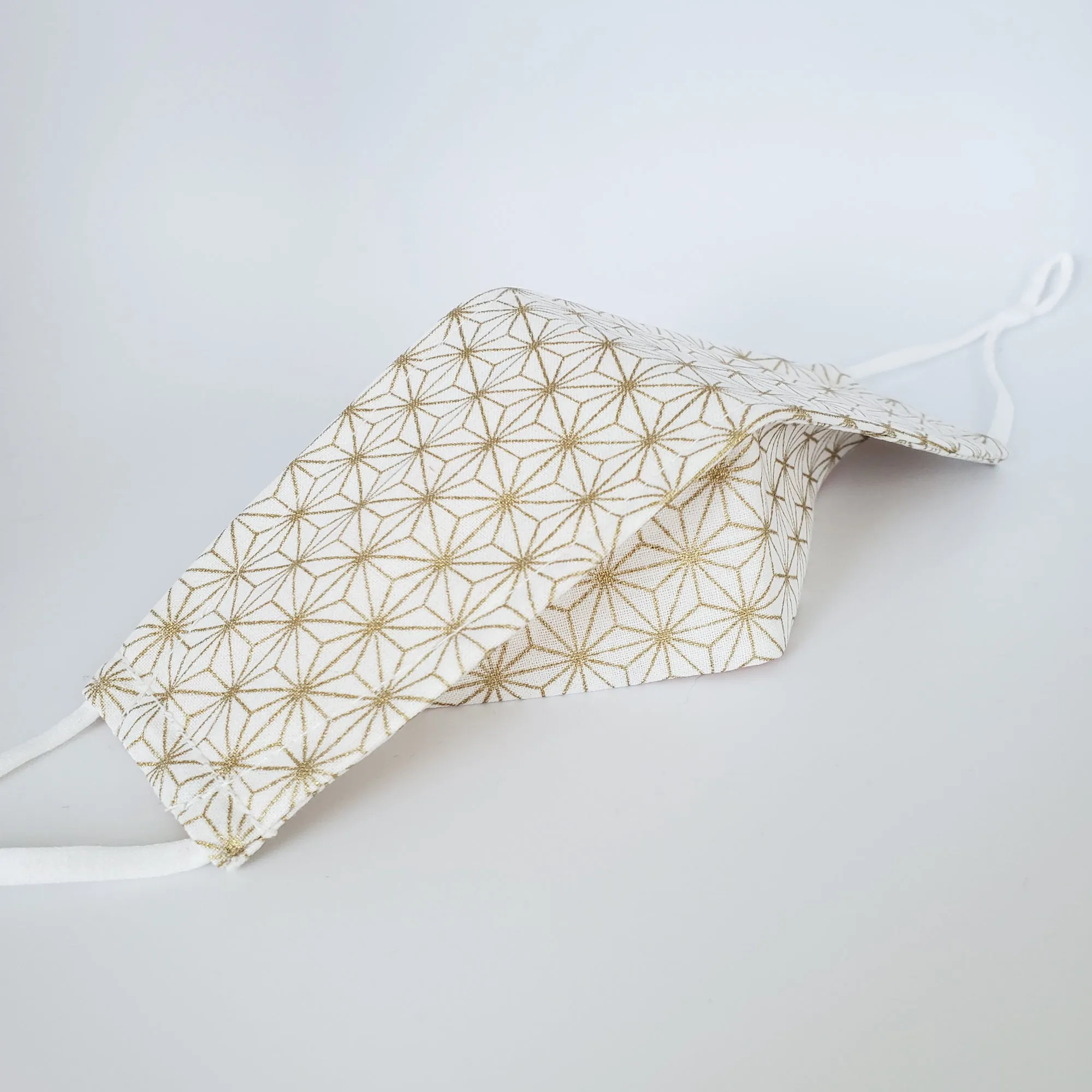 3D Origami Mask Asanoha Star in Ivory/Gold