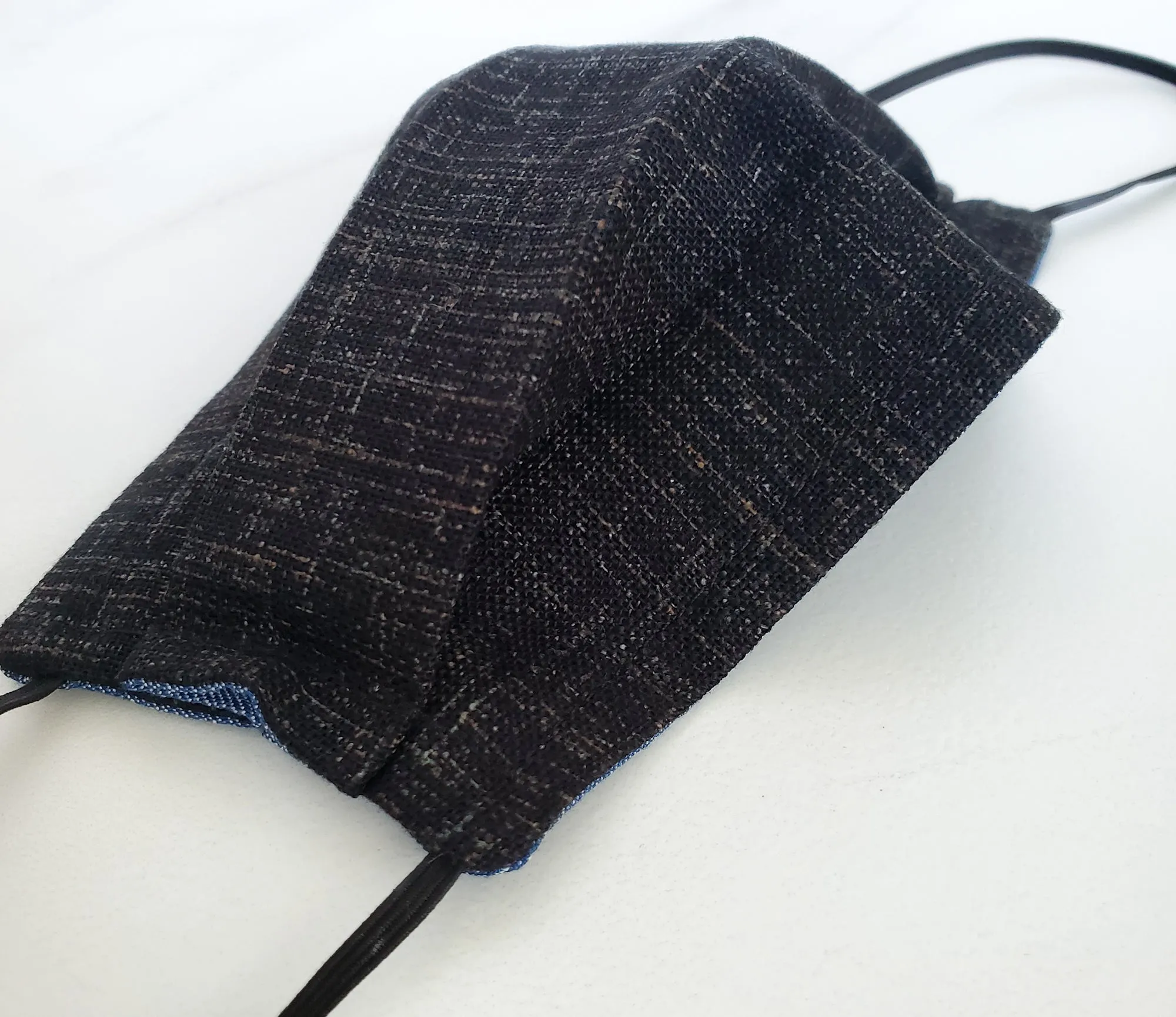 KIDS Reversible Pleat Mask - Japanese Cross Hatch Black / Brown
