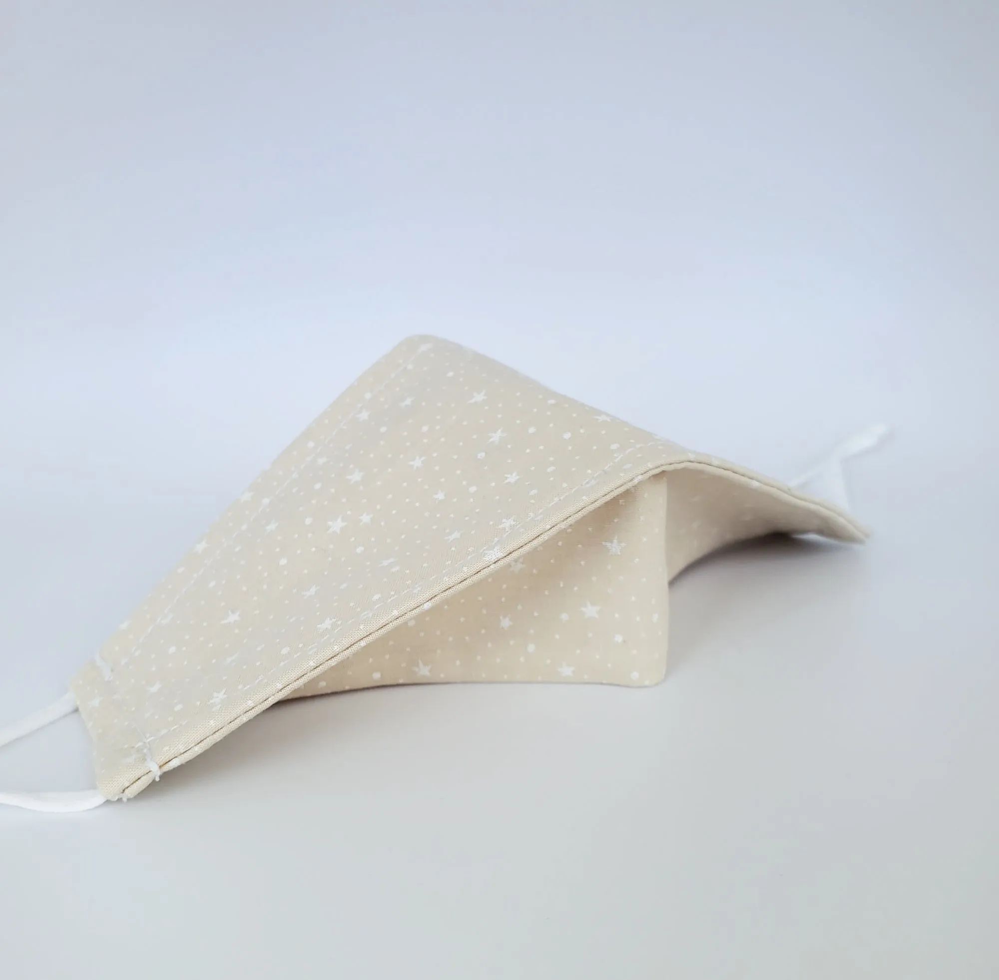 Origami 3D Mask Stars in Natural