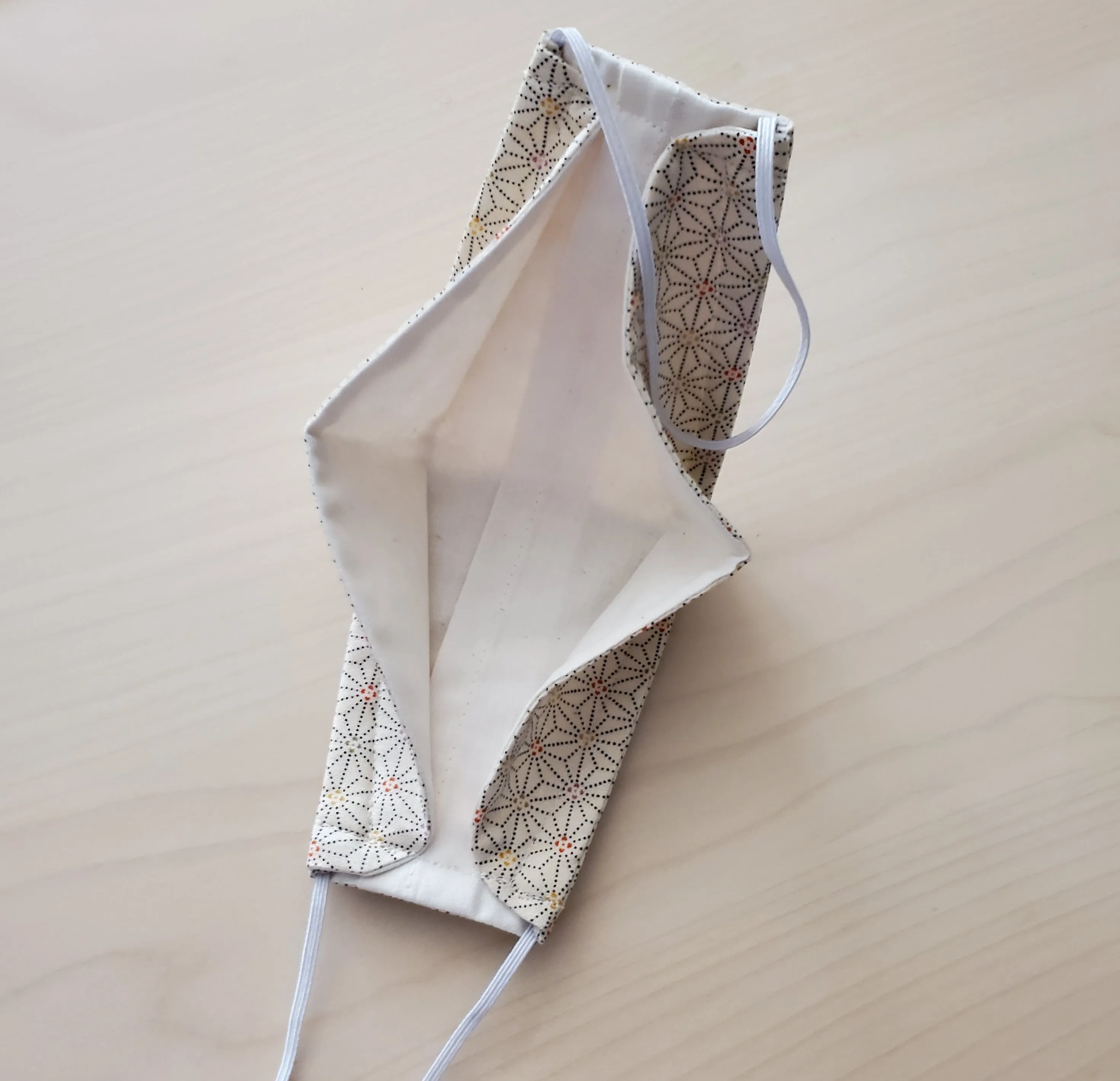 Origami Mask - Japanese Asanoha Star Cream