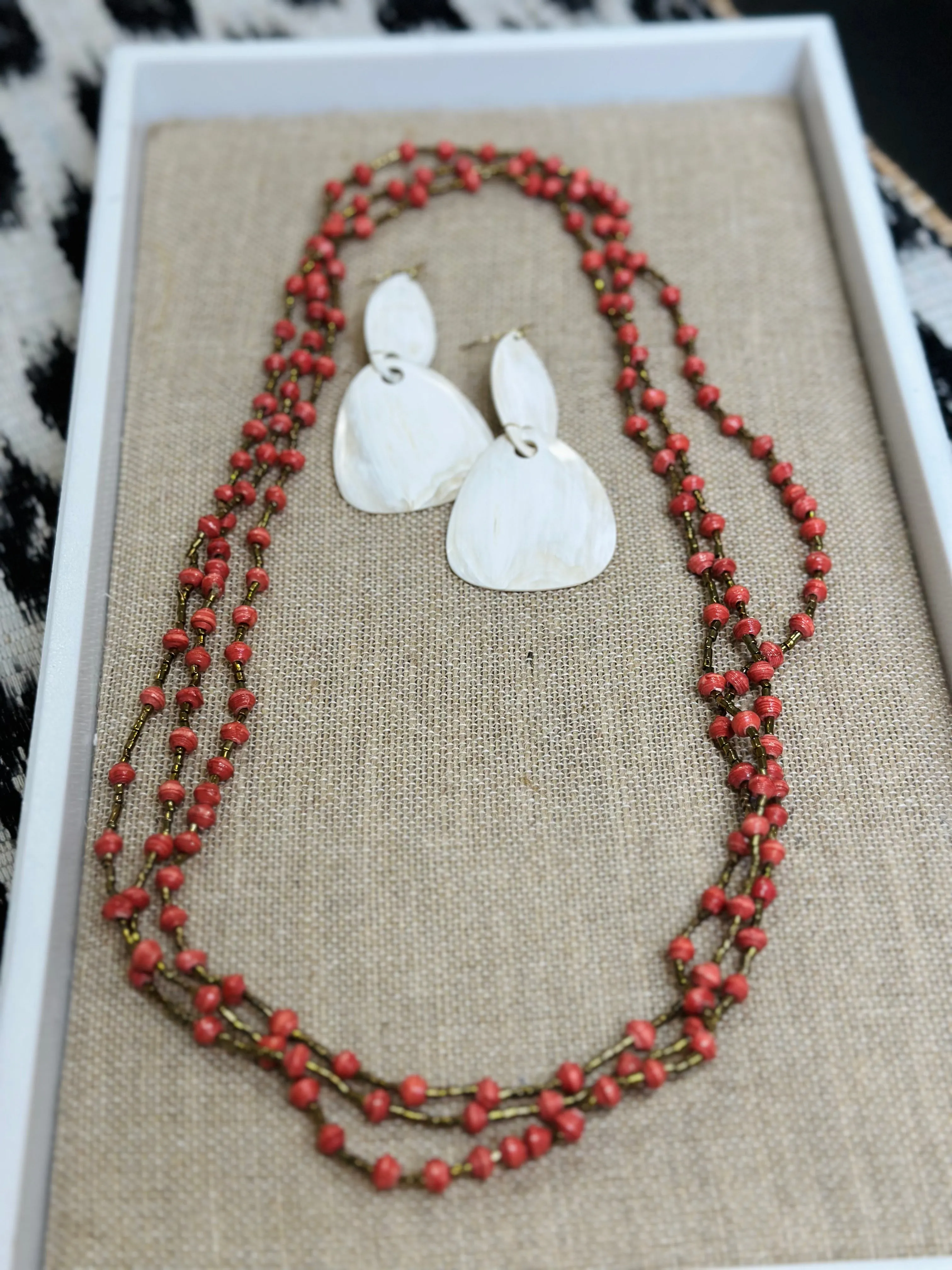 Paper Rope Necklace {papaya}