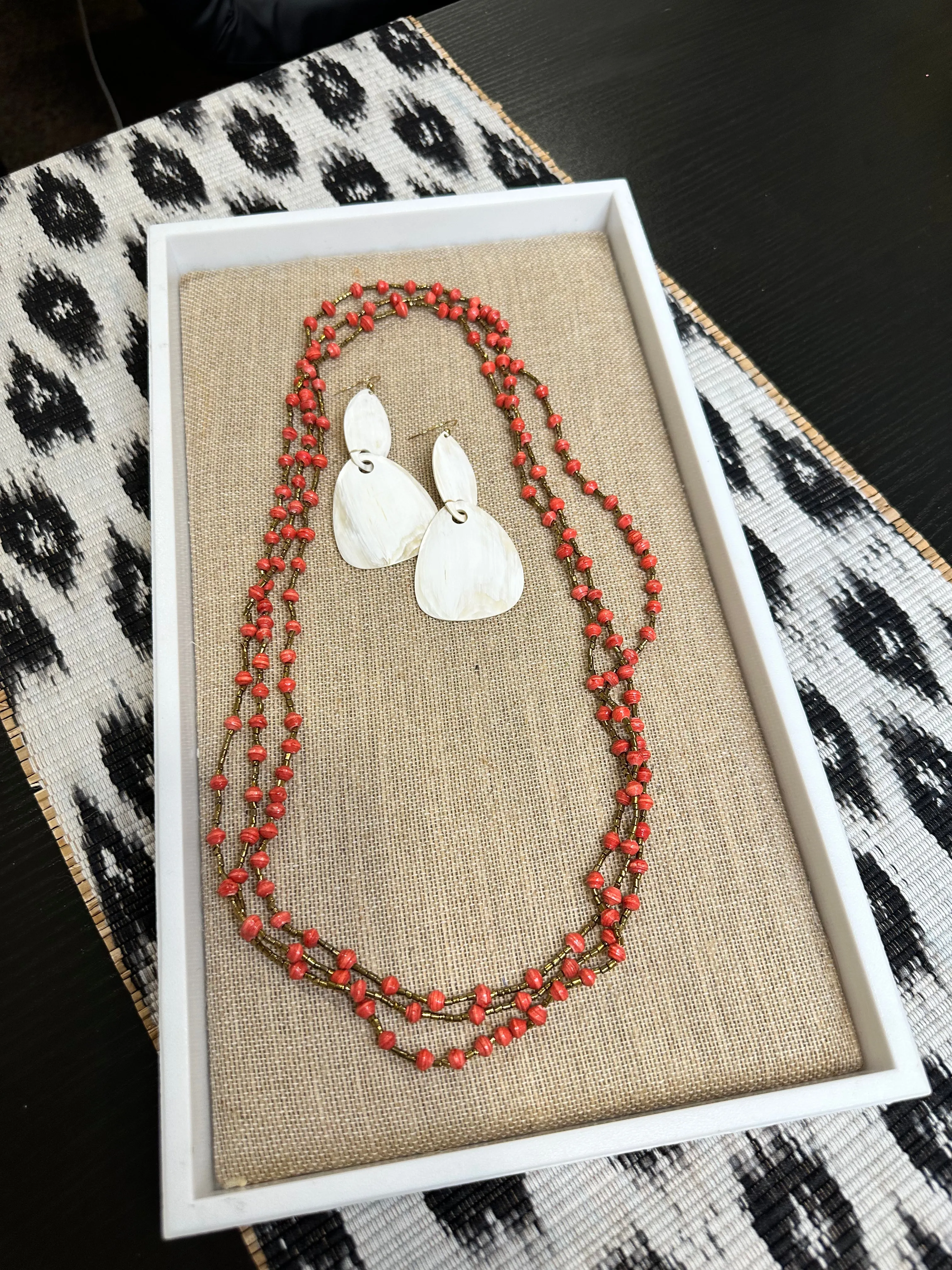 Paper Rope Necklace {papaya}
