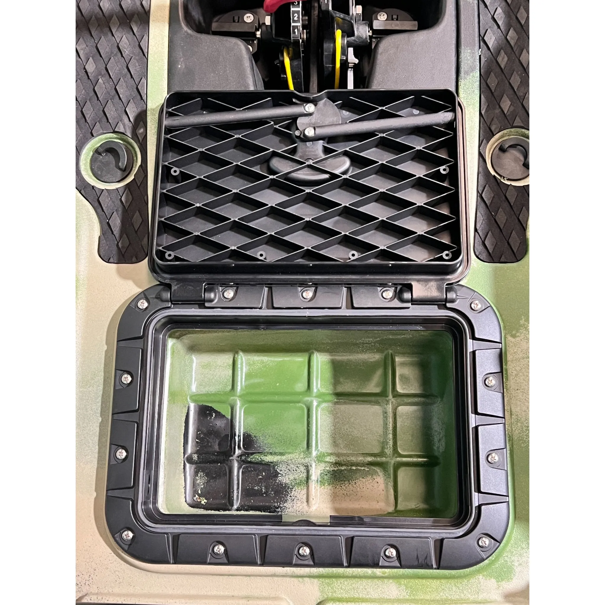 Pedal Pro Fish - 3.9m Pedal-Powered Fishing Kayak w/ MaxDrive 360