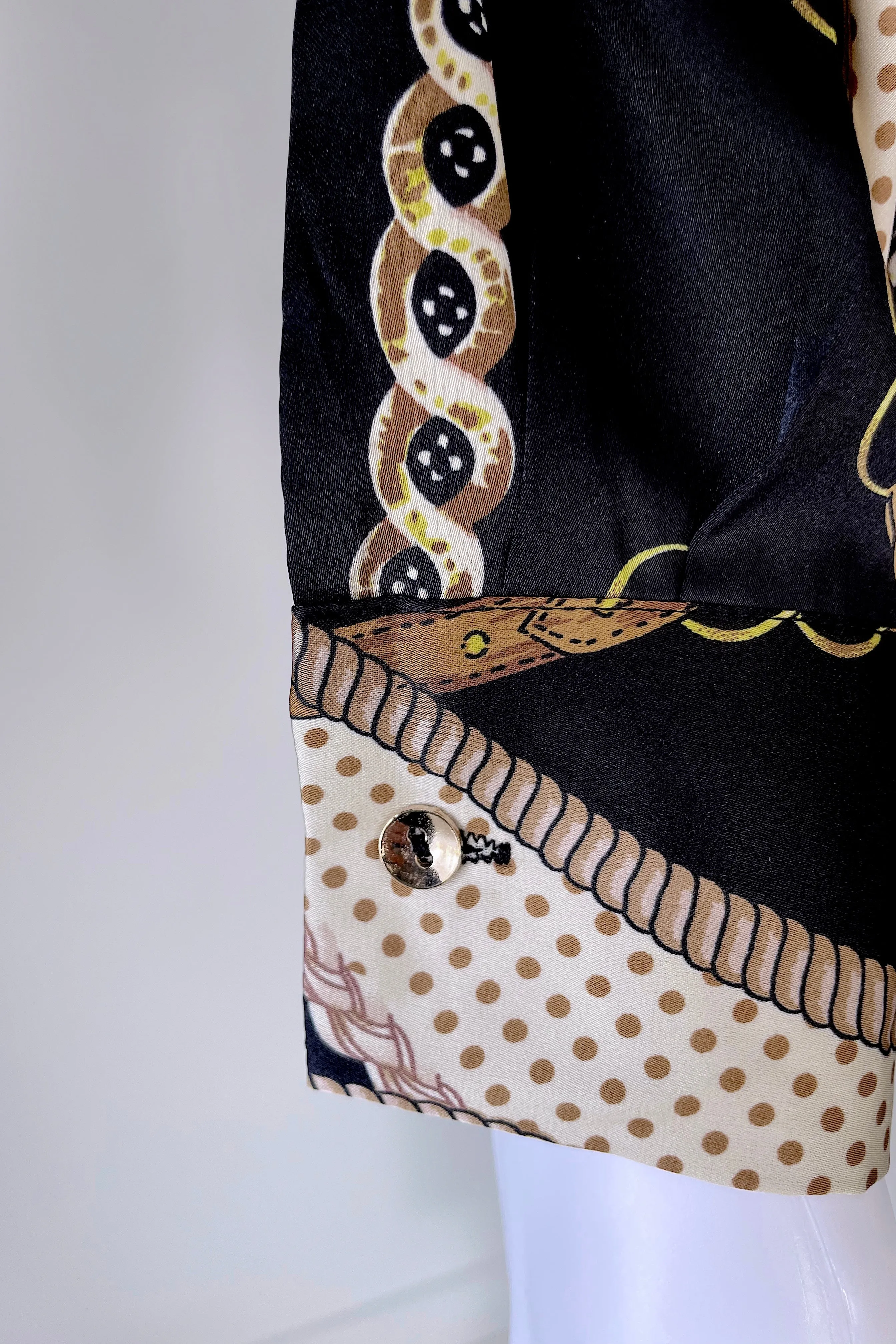 SEIZE THE DAY BUTTON DOWN BLOUSE IN BLACK