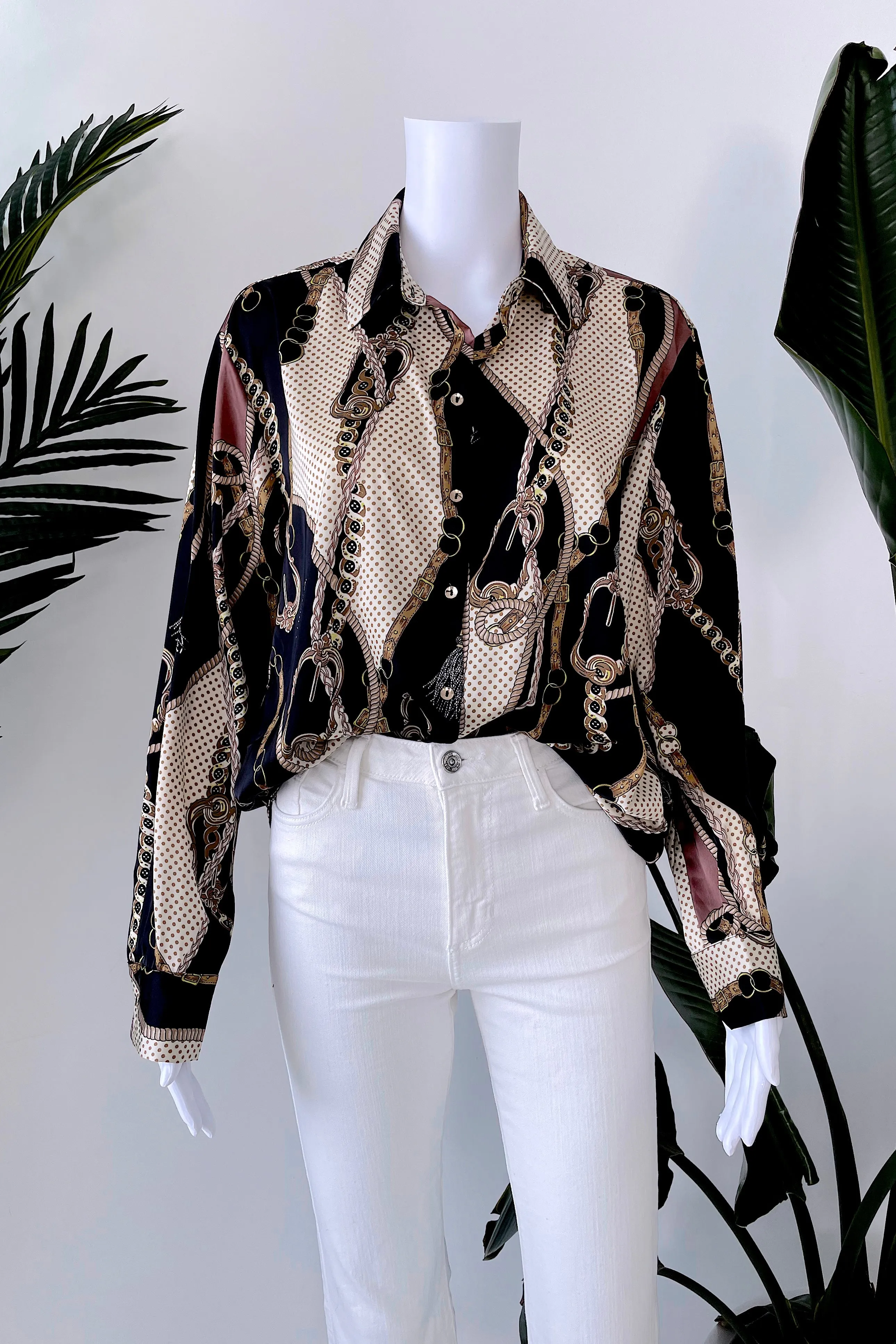 SEIZE THE DAY BUTTON DOWN BLOUSE IN BLACK