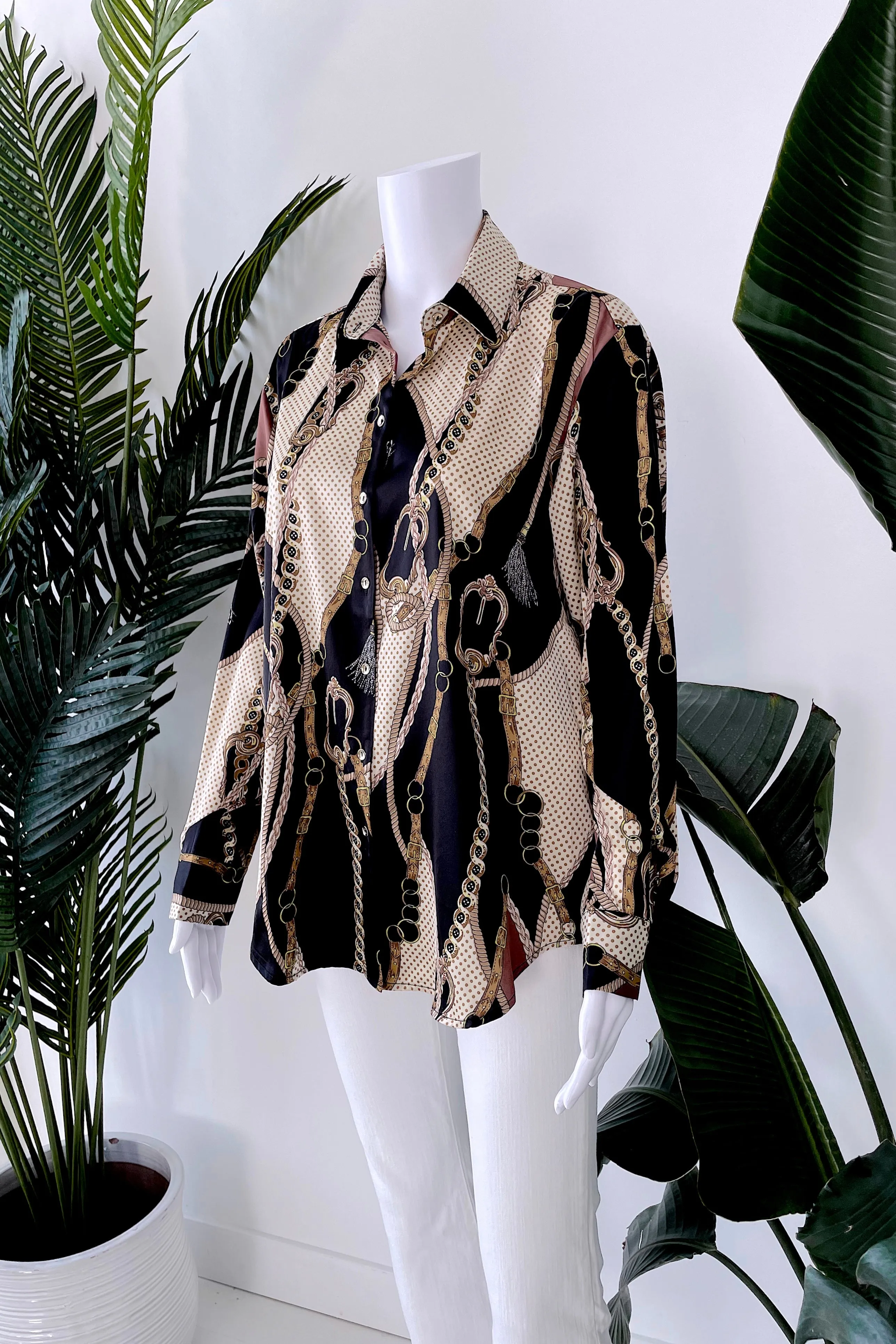 SEIZE THE DAY BUTTON DOWN BLOUSE IN BLACK