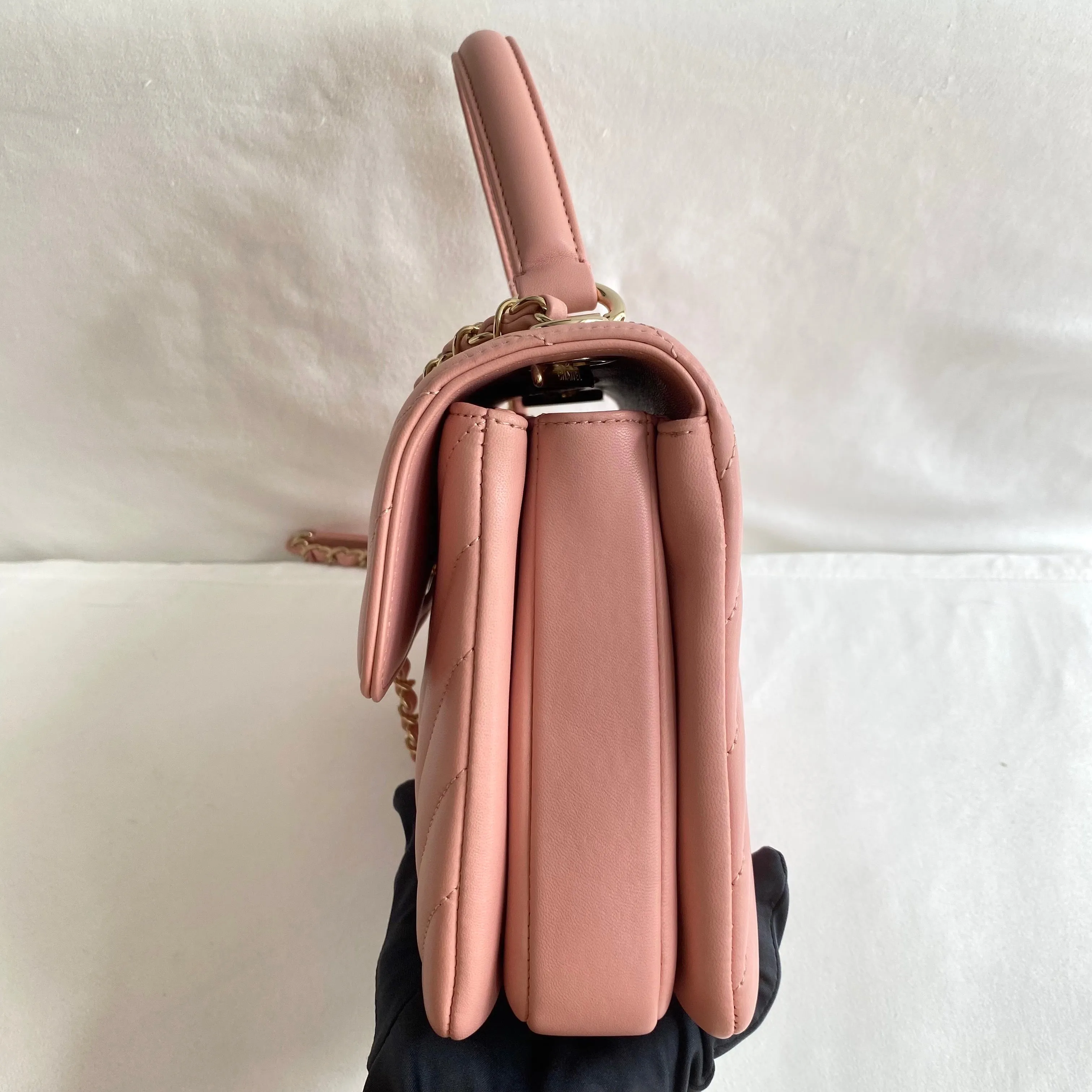 Small Trendy CC Flap Bag with Top Handle in Chevron Pink Lambskin