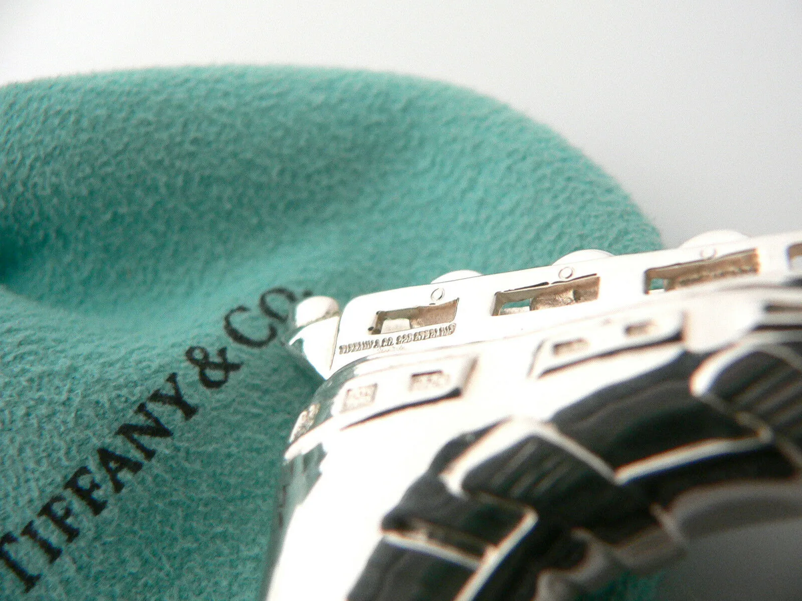 Tiffany & Co Silver Rollerblade Skate Keyring Keychain Ring Chain Pouch Love Art