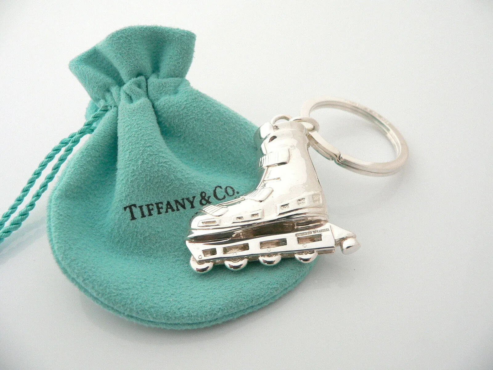 Tiffany & Co Silver Rollerblade Skate Keyring Keychain Ring Chain Pouch Love Art