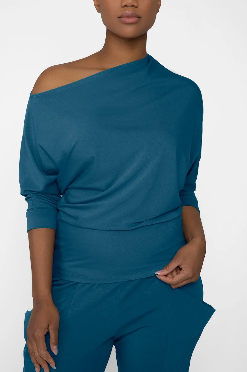 Twisted Tee- Jersey